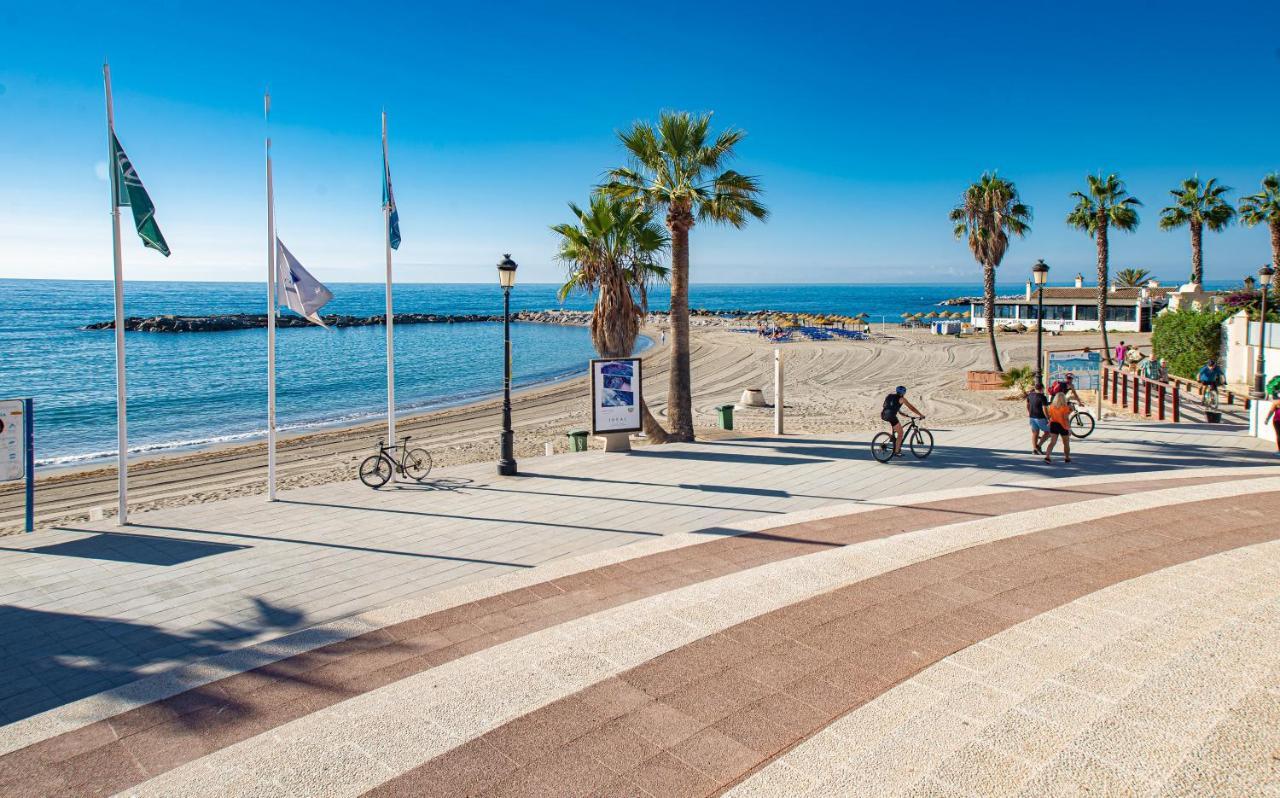 Modern Apartment - 2 Bedrooms, Beachside - Puerto Banus Marbella Eksteriør bilde